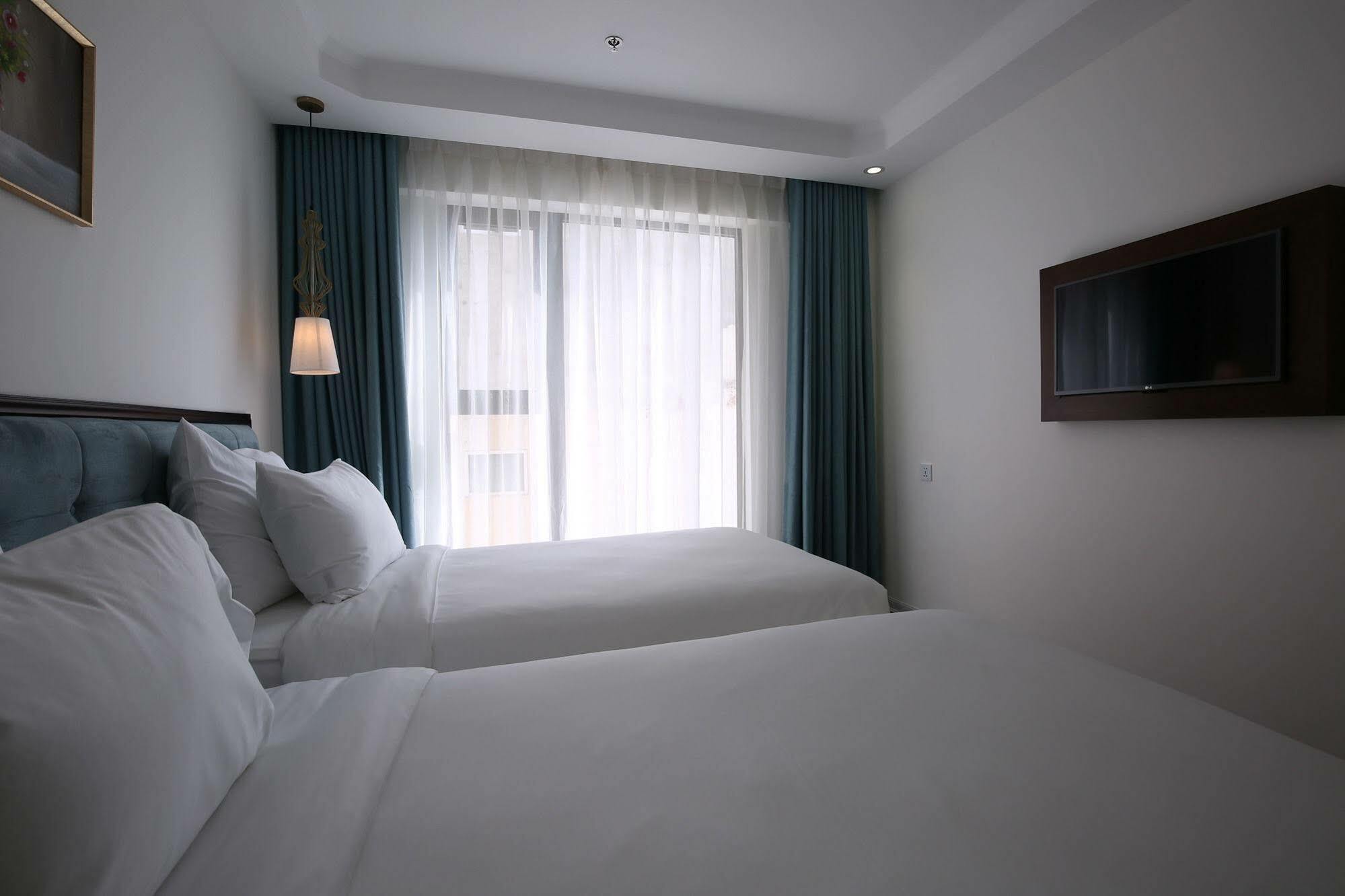 Adaline Hotel And Suite Da Nang Luaran gambar