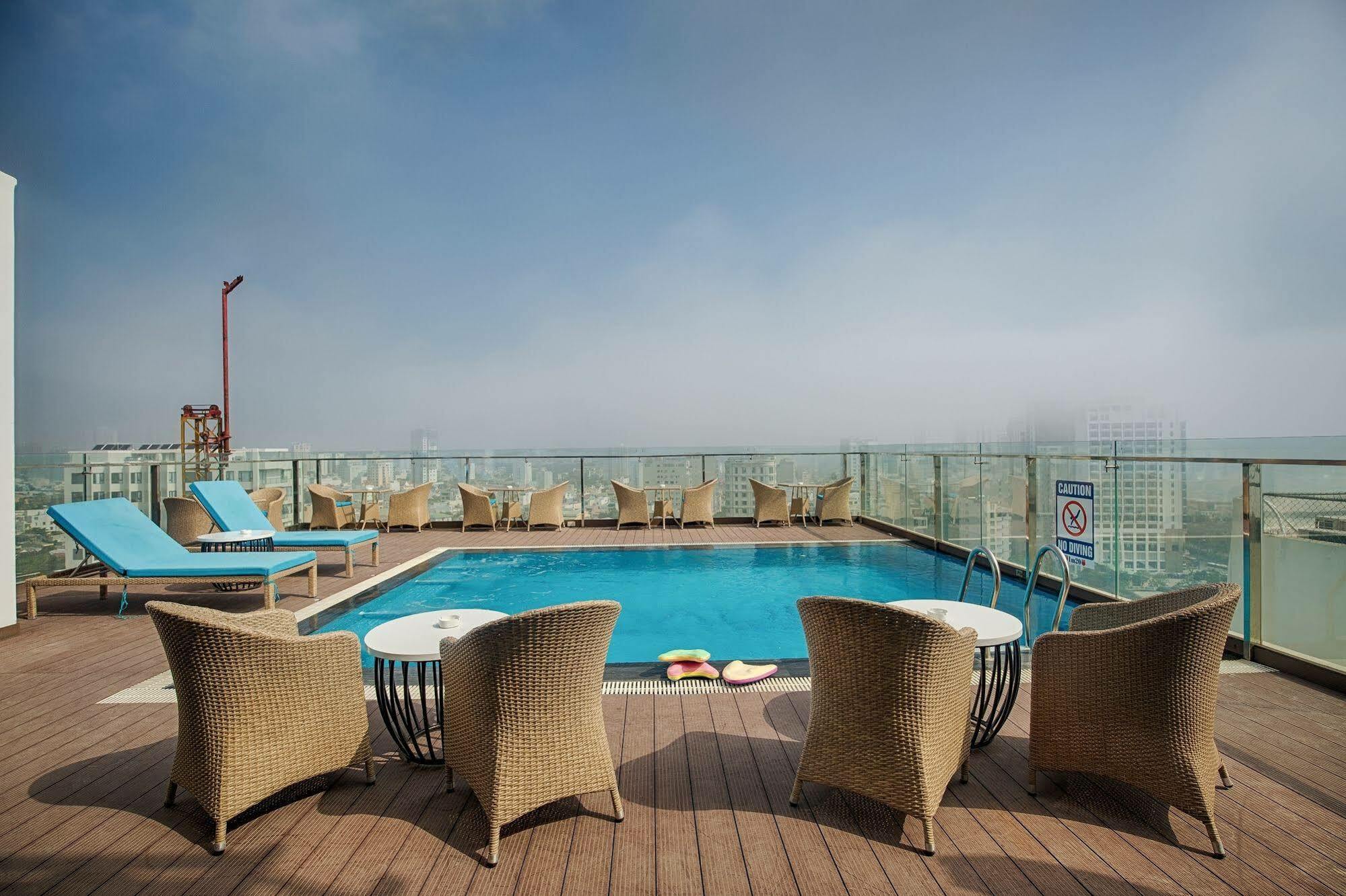 Adaline Hotel And Suite Da Nang Luaran gambar